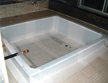 タイル浴槽 浴槽漏水補修 浴槽水漏れ修理 施工手順2